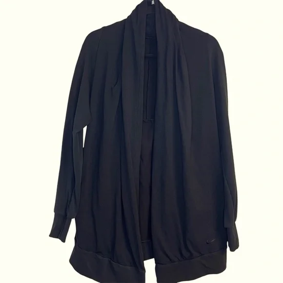 Nike Women’s Black Oversized Dri-Fit Yoga Cardigan, Athleisure Workout lagenlook - Picture 2 of 10